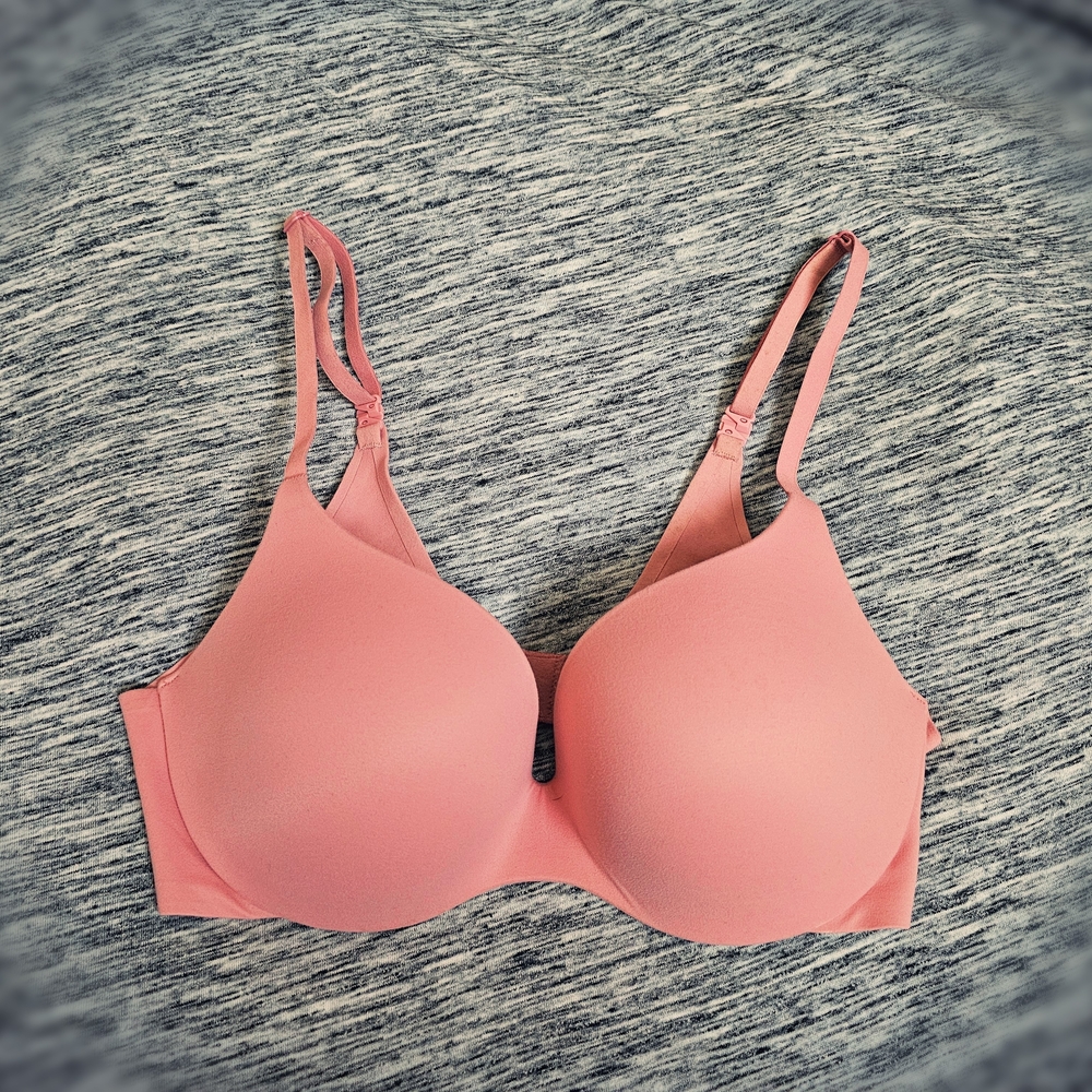 NWOT Victorias Secret Perfect Shape Seamless Push-Up Bra